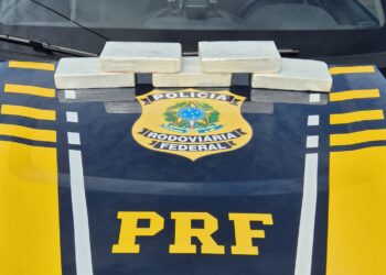PRF apreende cloridrato de cocaína sendo transportado em ônibus na capital