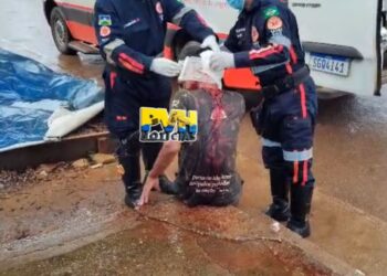 NA CABEÇA: Briga entre usuários de drogas termina em tijolada na zona leste