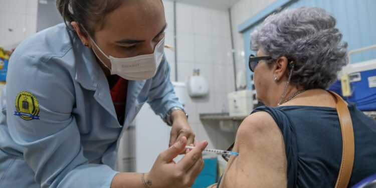 Campanha de vacinação contra a gripe foi prorrogada até 31 de julho