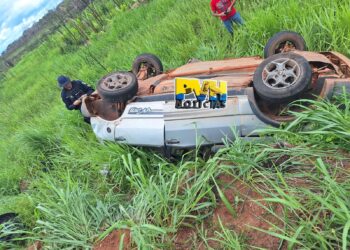 IDENTIFICADOS: Acidente com capotamento deixa dois mortos na BR-364