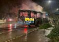 URGENTE: Bandidos incendeiam outro ônibus em Porto Velho