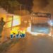 URGENTE: Bandidos afrontam a PM e queimam terceiro ônibus