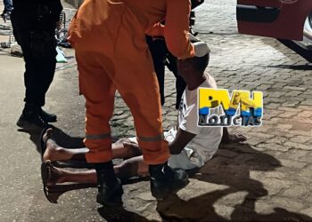 URGENTE: Homem leva facãozada na cabeça na zona leste – Veja ao vivo