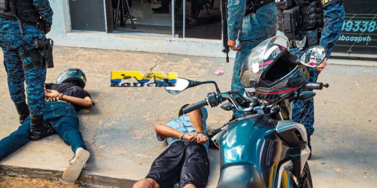 O RAIO: Força Tática de Ji-Paraná evita assalto e prende dupla com simulacros em Porto Velho