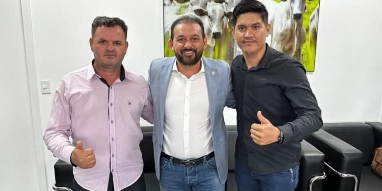 Deputado Laerte Gomes intercede junto ao DER para providenciar obras de infraestrutura na RO-458