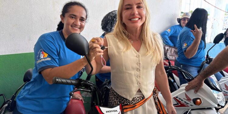 Ieda Chaves acompanha aplicação de emendas parlamentares durante agenda em Vale do Anari