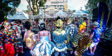 CARNAVAL 2025: Confira a programação dos blocos carnavalescos e alteração no itinerário dos ônibus para este final de semana