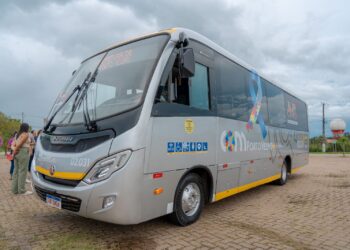 Prefeitura de Porto Velho entrega primeiro ônibus inclusivo de Rondônia