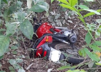 NO CEMITÉRIO: PM recupera veículo roubado de moto aplicativo no centro