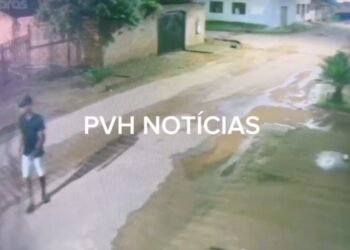VÍDEO: Ladrão é filmado furtando câmera de segurança na zona leste