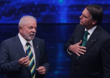 Bolsonaro venceria Lula no 2º turno, aponta Paraná Pesquisas