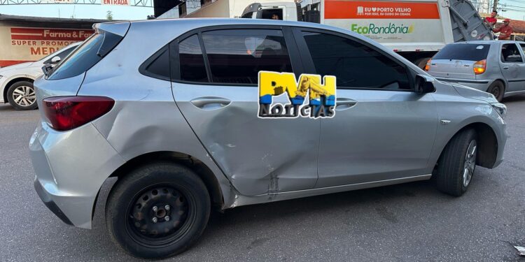 URGENTE: Carro de aplicativo avança preferencial e causa grave acidente com duas vítimas