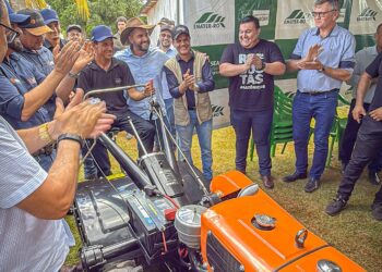 Deputado Cássio Gois prestigia entrega do Prêmio ConCafé 2024 em Rolim de Moura