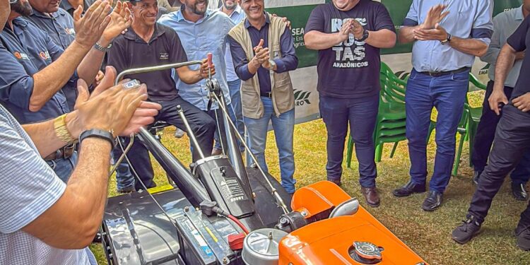 Deputado Cássio Gois prestigia entrega do Prêmio ConCafé 2024 em Rolim de Moura