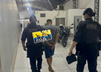 NO MARIANA: BPTAR recebe denúncia e prende suspeito com drogas em boca de fumo