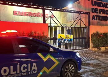 LEI DO SILÊNCIO: Homem leva facada no peito em bar na zona leste