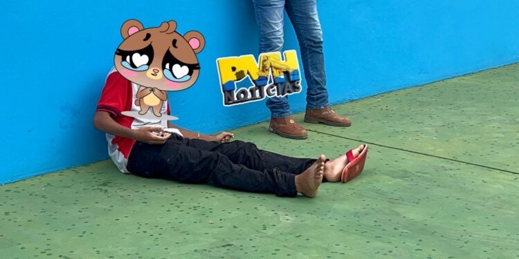 URGENTE: Adolescente é surrado após pedir carona e assaltar estudante na zona leste