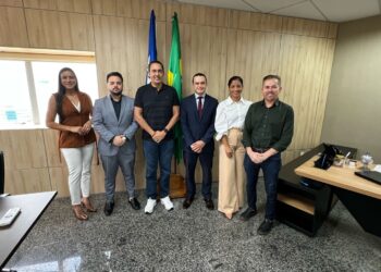 Deputado Eyder Brasil recebe advogados para discutir precariedade dos serviços da Energisa e direitos dos consumidores