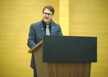 Presidente Alex Redano pede incentivos fiscais para voos comerciais e fortalecimento econômico de Ariquemes