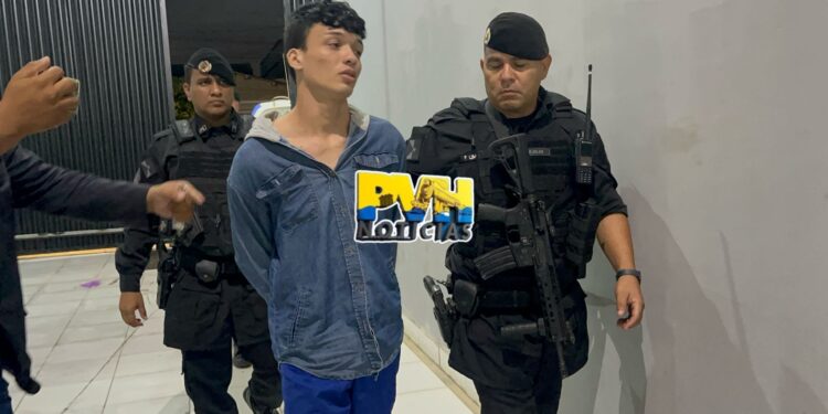 URGENTE: Acusado de matar Ex-namorada e primo dela é preso na casa da mãe
