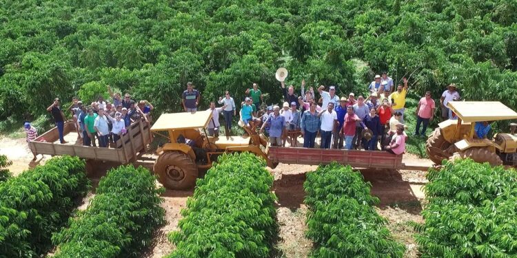 Deputado Luizinho Goebel homenageia agricultores de Rondônia no Dia Mundial da Agricultura