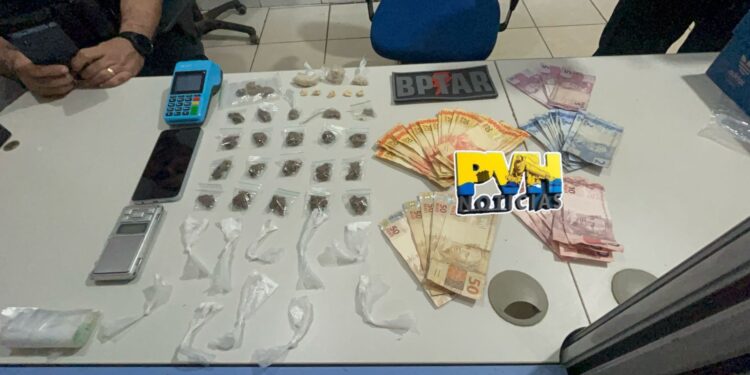 NA ATIVIDADE: BPTAR flagra adolescente vendendo dr0ga para apenado em distribuidora de fachada