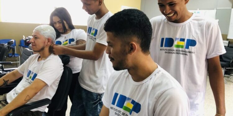 EDUCAÇÃO PROFISSIONAL:  Inscrições para cursos profissionalizantes em Porto Velho e Extrema estão abertas até 30 de março