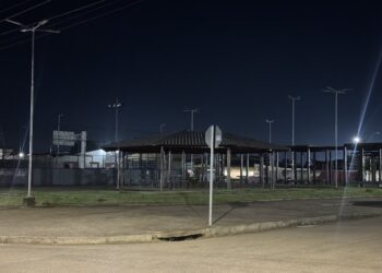 Vereador Edimilson Dourado solicita revitalização da iluminação na Praça das Camélias