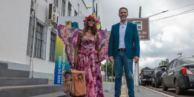 RECONHECIMENTO: Bailarina da praça é a mais nova servidora da prefeitura de Porto Velho