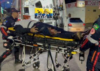 URGENTE: Motorista de Tiggo foge depois de causar grave acidente e deixar casal ferido