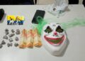 TRÁFICO: Adolescente é apreendido com drogas e máscara usada em crimes na zona sul