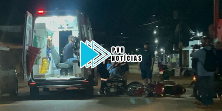 URGENTE: Batida entre moto e bike deixa dois feridos na zona sul