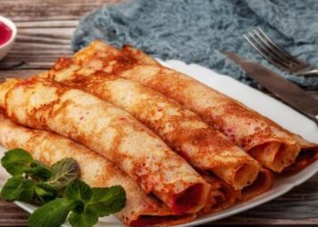 FÁCIL: Aprenda a fazer massa de panqueca com cinco ingredientes