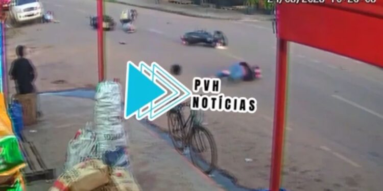 VÍDEO: Batida entre motos deixa três feridos no Agenor de Carvalho