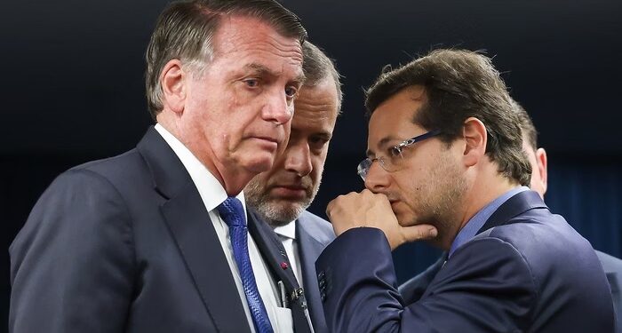 STF deixa para quarta decisão que pode tornar réus Bolsonaro e aliados