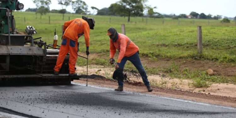 Deputado Alan Queiroz solicita a celebração de Termo de Cooperação com a prefeitura do município de Urupá
