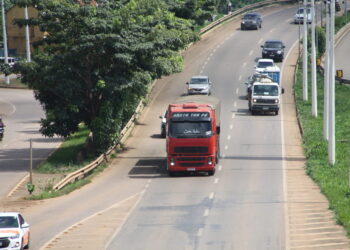 FIQUE ATENTO: Licenciamento de veículos com placa final 1, 2 e 3 encerra na próxima segunda-feira, 31