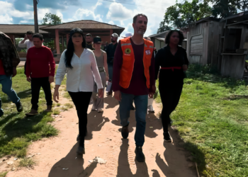 Cristiane Lopes participa de comissão Humanitária levando ajuda aos moradores do distrito de Calama