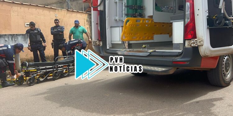 URGENTE: Motociclista bate contra lixeira de concreto na zona sul