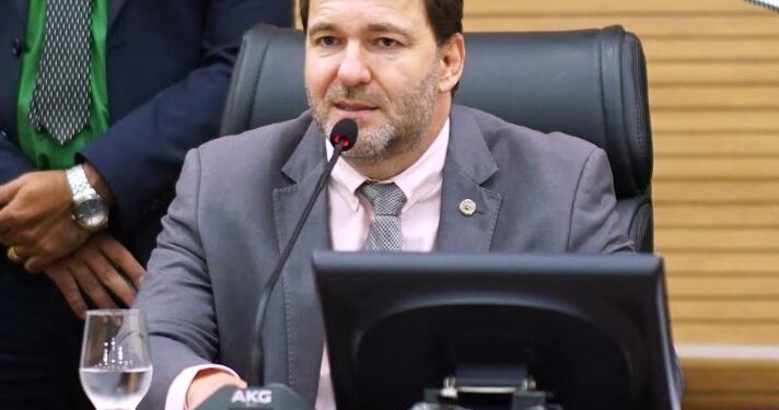 Projeto de lei do deputado Alex Redano garantirá vacinação domiciliar aos idosos e pessoas com deficiência