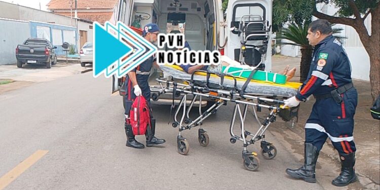 URGENTE: Telhado de residência quebra e idoso cai de cabeça no chão na zona sul