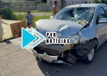 NO CENTRO: Batida entre carro e moto deixa mulher em estado grave na capital