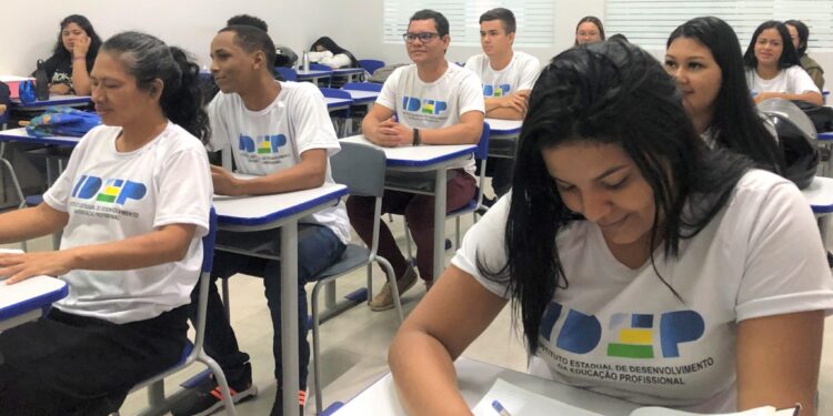 OPORTUNIDADE: Inscrições para cursos profissionalizantes presenciais podem ser realizadas até 8 de maio, em Porto Velho