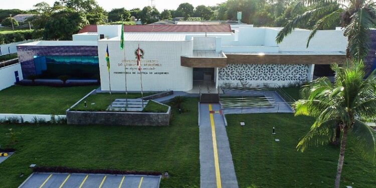 REGIME FECHADO: Mulher é condenada a 31 anos de prisão por abusar sexualmente de adolescente em RO