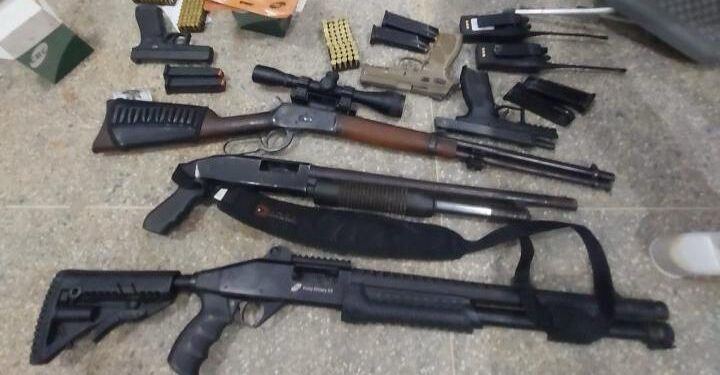 ARSENAL: PM apreende armas e munições em área de conflitos agrários em RO