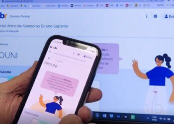 Prouni: convocados da lista de espera devem entregar dados até sexta