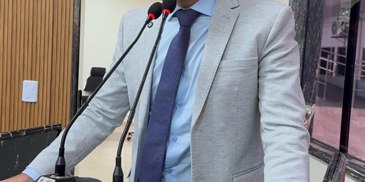 Lei de Acolhimento Escolar proposta pelo vereador Pedro Geovar é aprovado na Câmara de Porto Velho