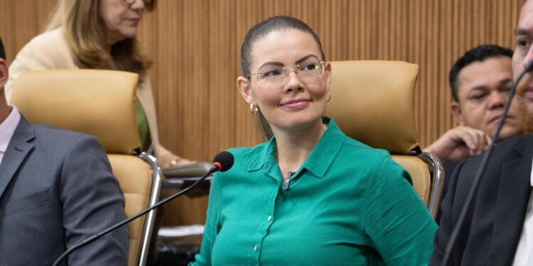 Sofia Andrade completa 100 dias de mandato com mais de 300 pedidos de providência entregues