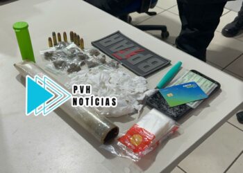 NO FLAGRA: BPTAR recebe denúncia e prende traficante com drogas na zona leste
