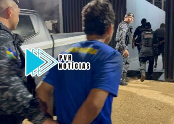 NO MOCÓ: Jovem é preso com moto roubada de entregador no Cai N’água